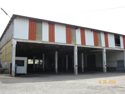 Entrepôt cars Weckerle